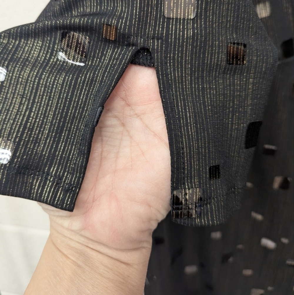 Java 3X (26/28) Black Shimmer Blouse With Gold Threads And Ice-like Decals - Picture 7 of 13